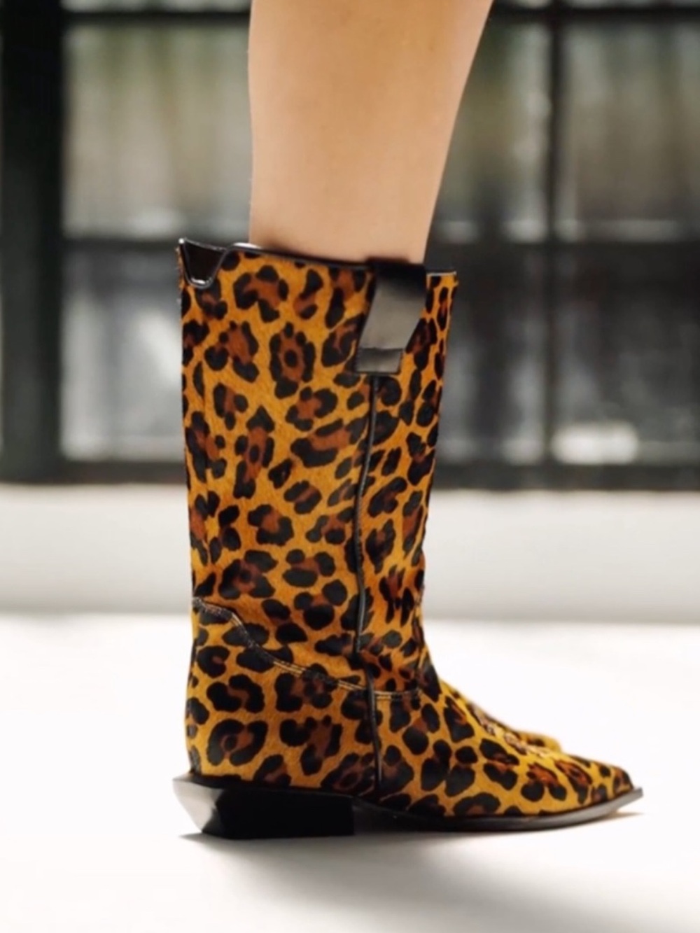 SCHUTZ Ashley Leopard Print Mid-Calf Heeled Boots EUC - Picture 3 of 16
